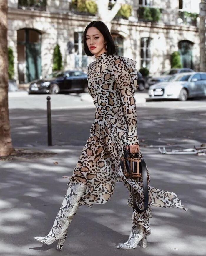 Платье с принтом змеиной кожи модные образы Pin on street inspo