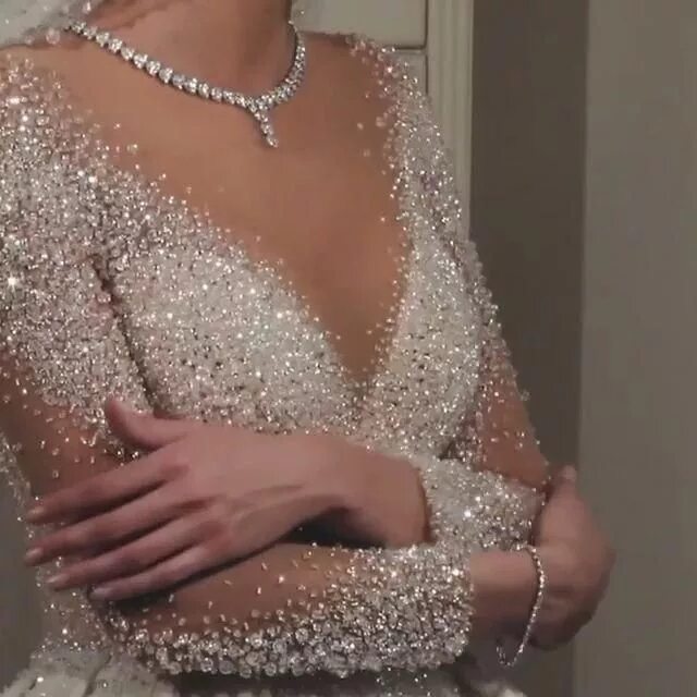 Платье со стразами фото Bling bling wedding dresses long sleeves ball gowns #weddingideas Vestidos de no
