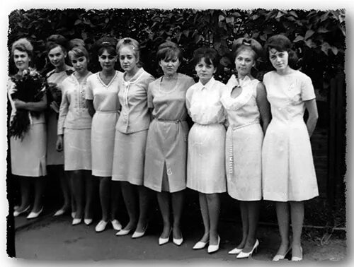 Платье ссср фото Платье к выпускному балу Православный журнал "Нескучный сад"