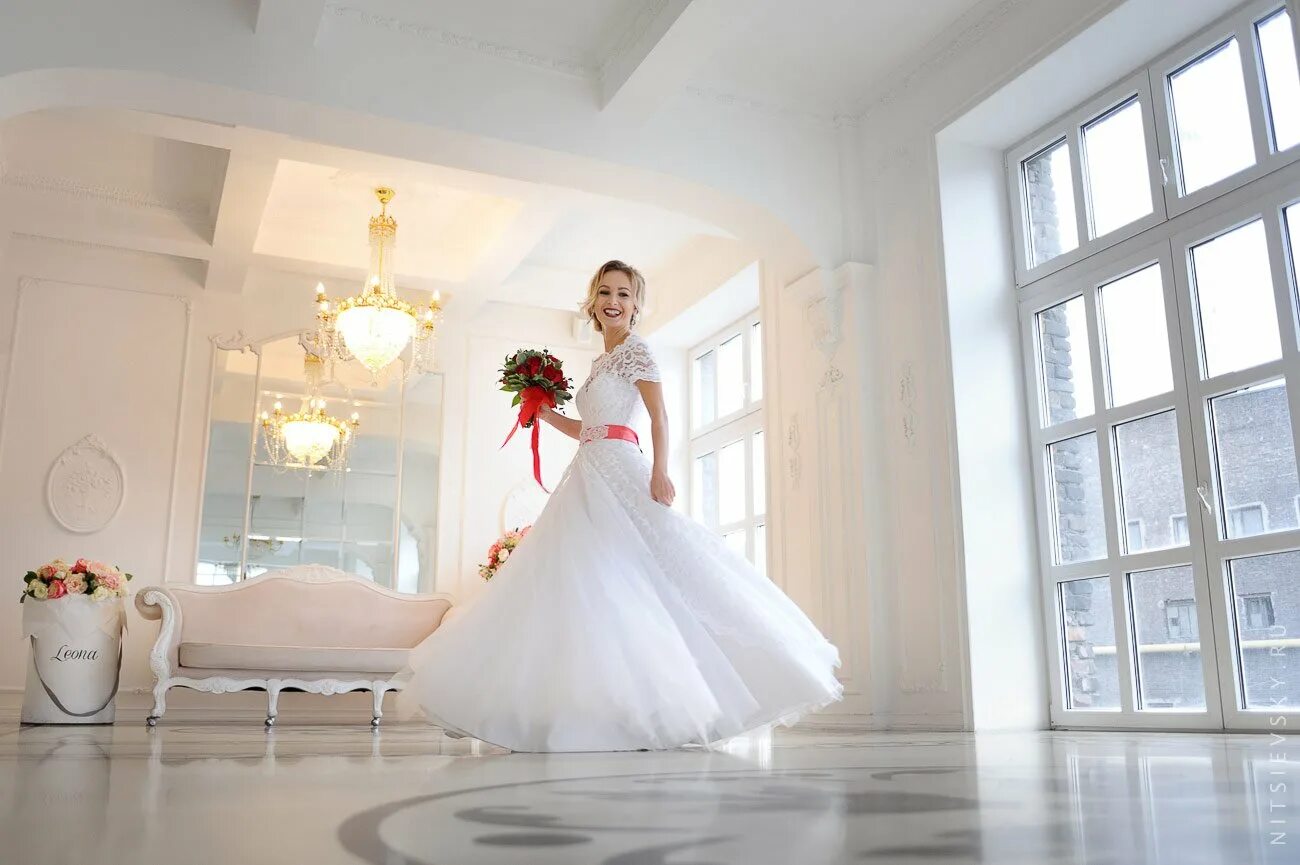 Платье свадебное фото салоны Фотостудия для свадебной фотосессии: найдено 85 изображений