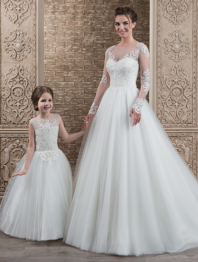 Платье свадебное фото саратов Свадебные платья бренда Silviamo Фото и цены Silviamo в свадебном салоне