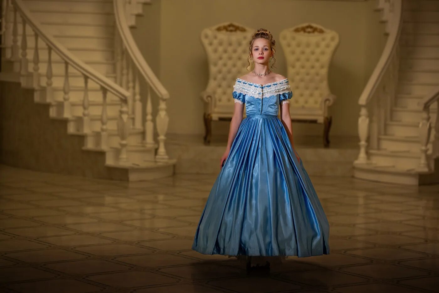 Платье татьяна фото В "Афинах" / модель Ангелина Табакова причёска Марина Быстрова платье Татьяна Во