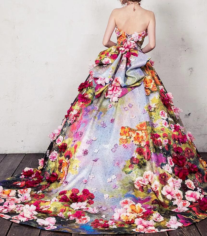 Платье цветные фото Through the Looking Glass Ball gowns, Fashion dresses, Gorgeous dresses