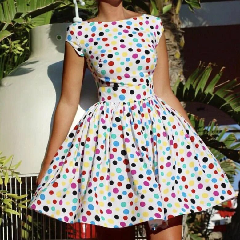 Платье цветные фото Платье LN Family - купить в Москве, цена 2 500 руб., продано 21 марта 2020 - Пла