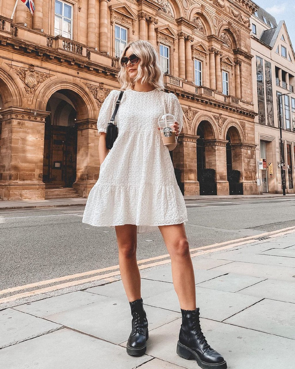 Платье тренд фото 5 примеров, как носить главный тренд осени-2020 - грубые ботинки Радио КП Дзен