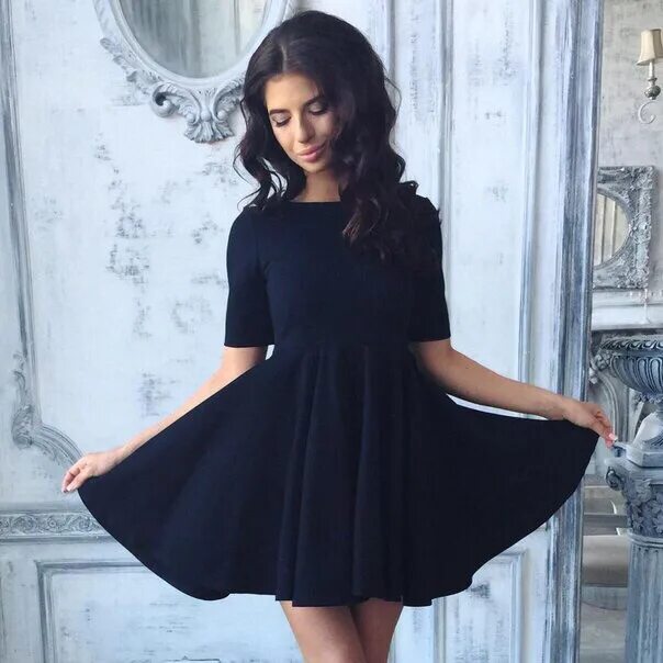 Платье юбка солнце фото Ткань дайвингЦвет черный и красныйРазмер с-м395 грн. Фотография из альбома ПЛАТЬ