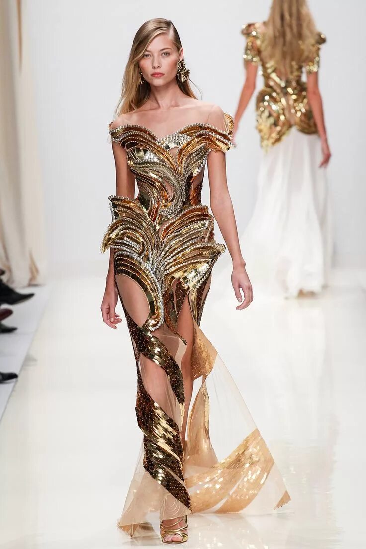 Платье юдашкина фото Valentin Yudashkin Spring 2014 Ready-to-Wear Fashion Show - Vogue Thời trang, Dé