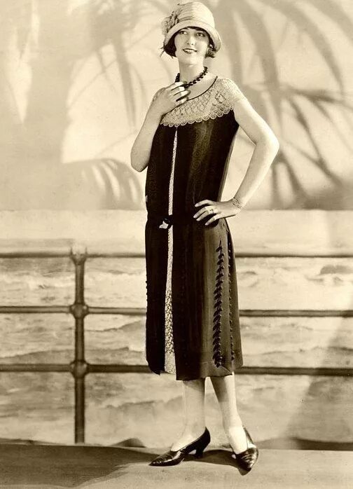 Платья 20 годов фото Мода Америки 20-30 годов Модные стили, Женская осенняя мода, Женский классически