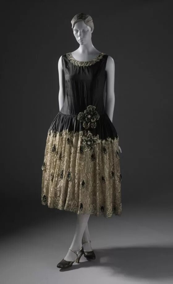 Платья 20 века фото Woman's 'Robe de Style' LACMA Collections Vintage dresses, 1920s fashion, Jeanne