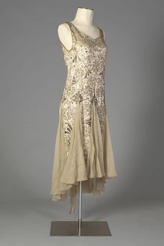 Платья 20 века фото Pin by Anna Kleinschmidt on 20's 1920s fashion, Historical dresses, 20s dresses