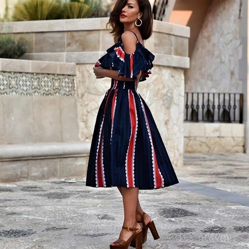 Платья 2019 модные тенденции фото Модные сарафаны лето 2024 - фото, образы, новинки, тренды Mode, Robe, Volants