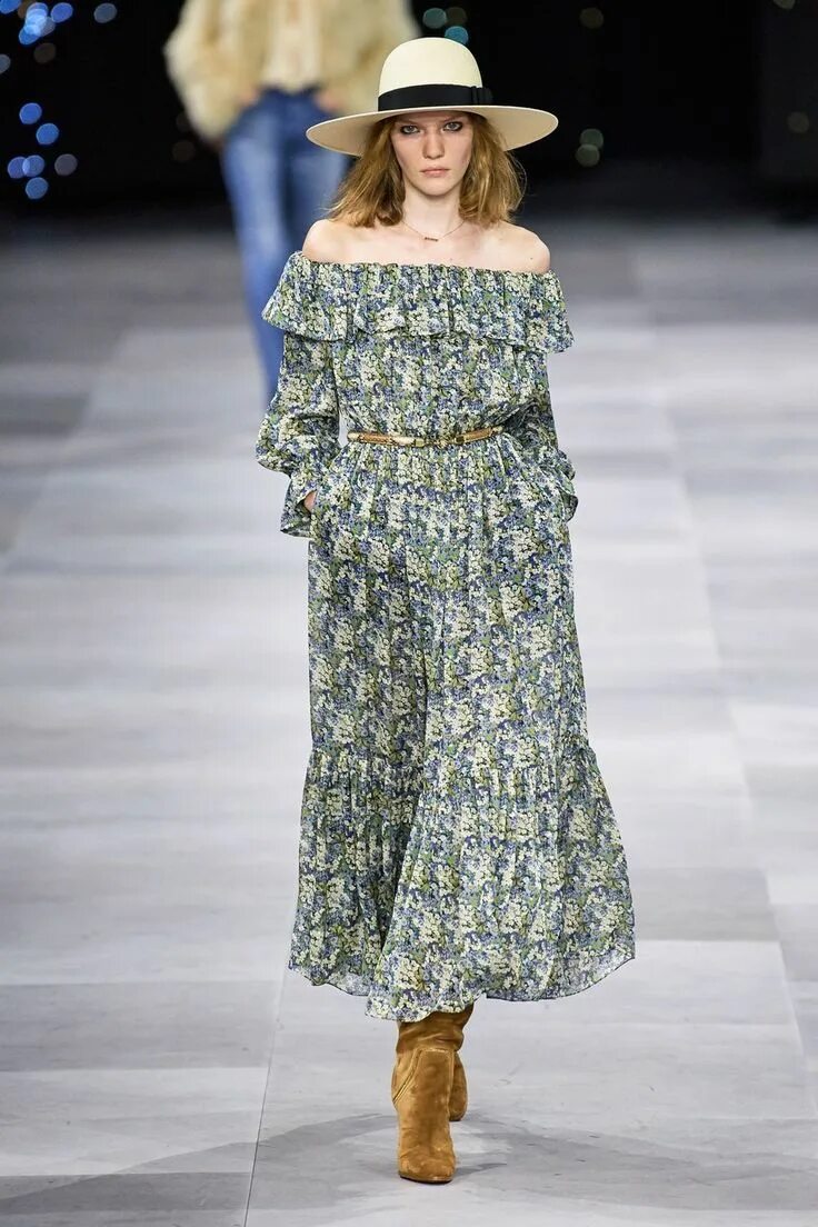 Платья 2020 года модные тенденции Celine Spring 2020 Ready-to-Wear collection, runway looks, beauty, models, and r