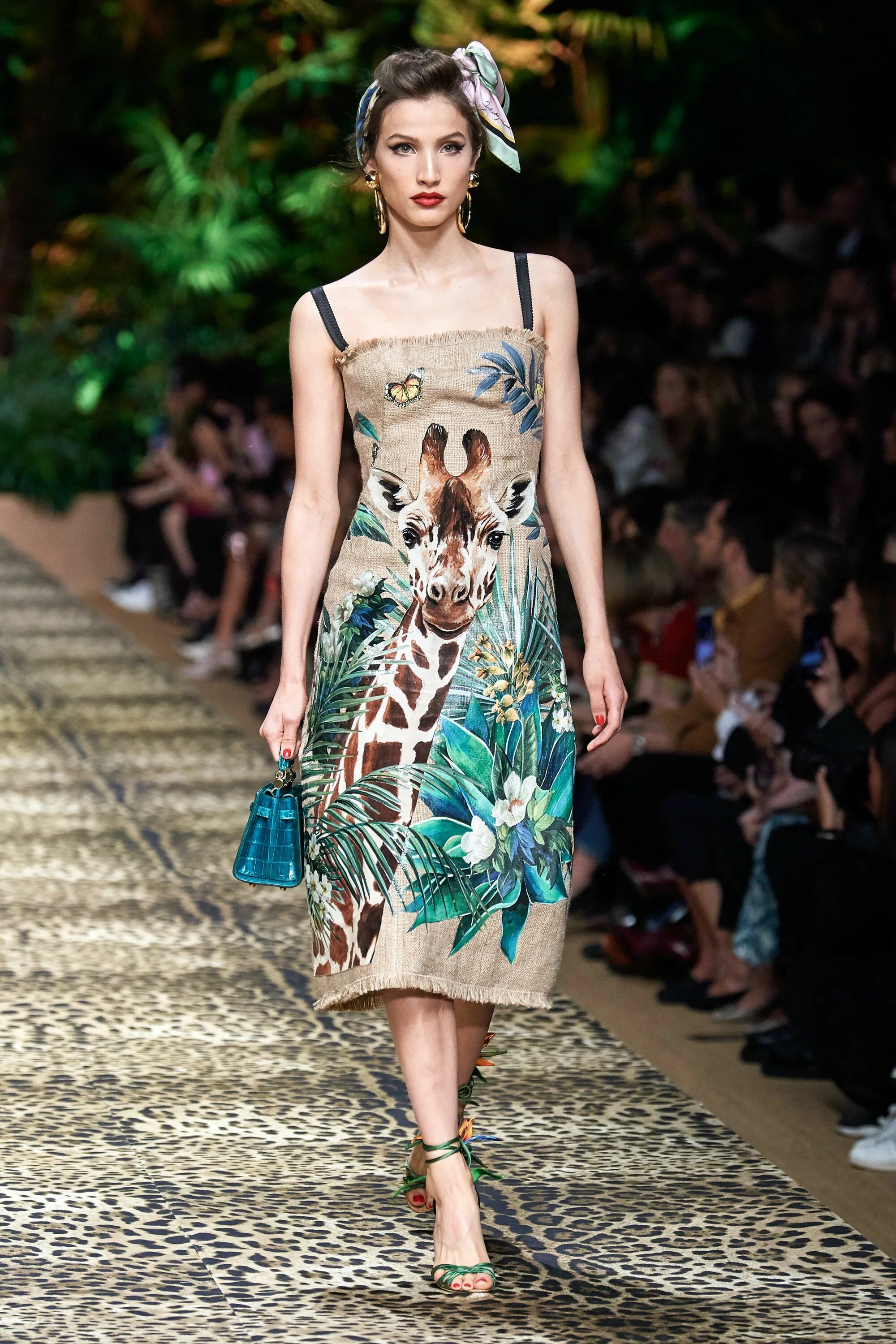 Платья 2020 года модные тенденции Dolce & Gabbana Spring 2020 Ready-to-Wear Fashion Show Collection: See the compl