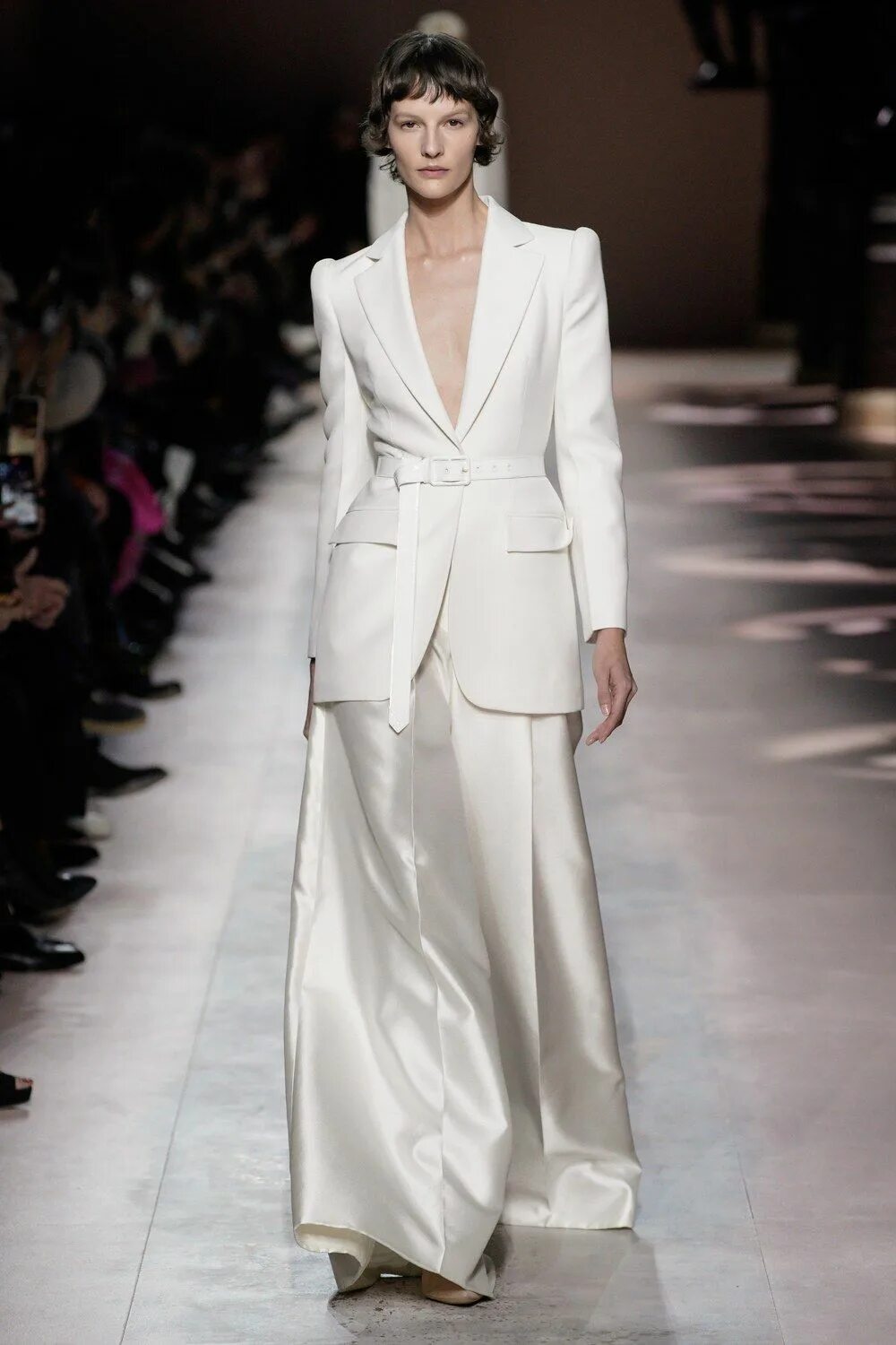 Платья 2020 года модные тенденции Givenchy Spring 2020 Couture Collection Givenchy couture, Fashion, Fashion show
