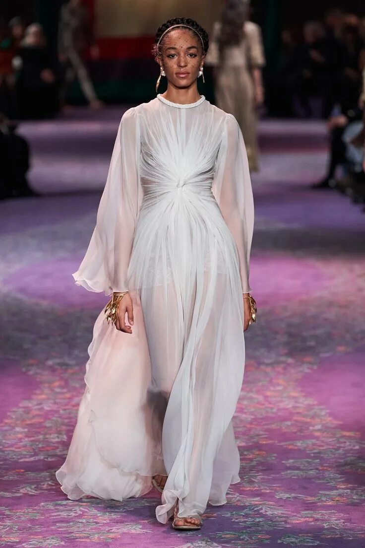 Платья 2020 года модные тенденции Paris Couture Week Spring 2020 // Christian Dior - barefoot duchess - a personal