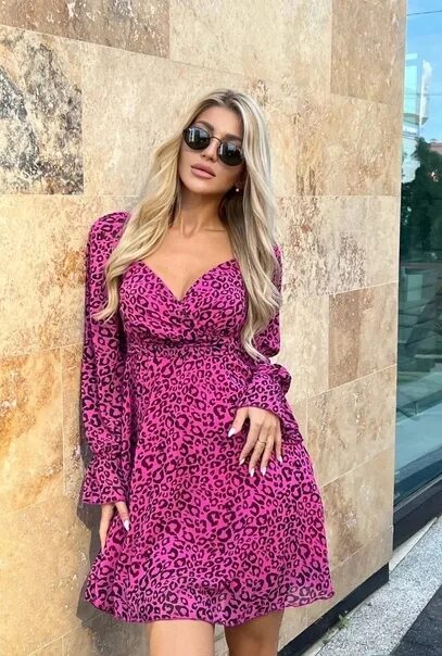 Платья 2024 для женщин фото Цена: 2000руб.Арт: Б-2А-02Размеры: 42,44Материал: креп, шифонАрт: 8733977Платья,