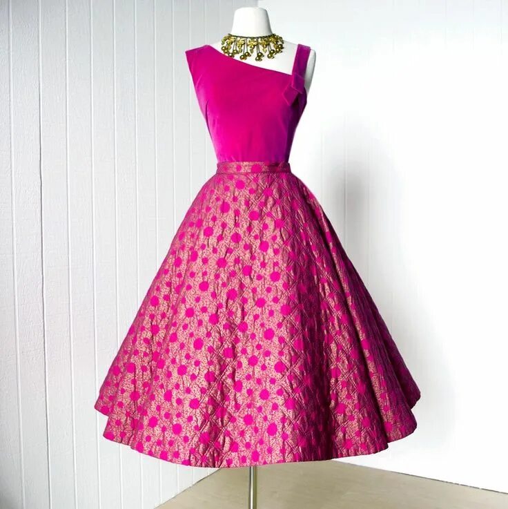 Платья 60 фото vintage 1950s dress ...gorgeous ALEX COLMAN pink and gold screened 2pc velvet as