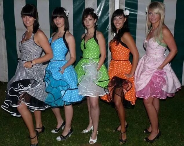 Платья 90 х фото Яркие и стильные платья 50-х годов: Мода, стиль, тенденции в журнале Ярмарки Мас