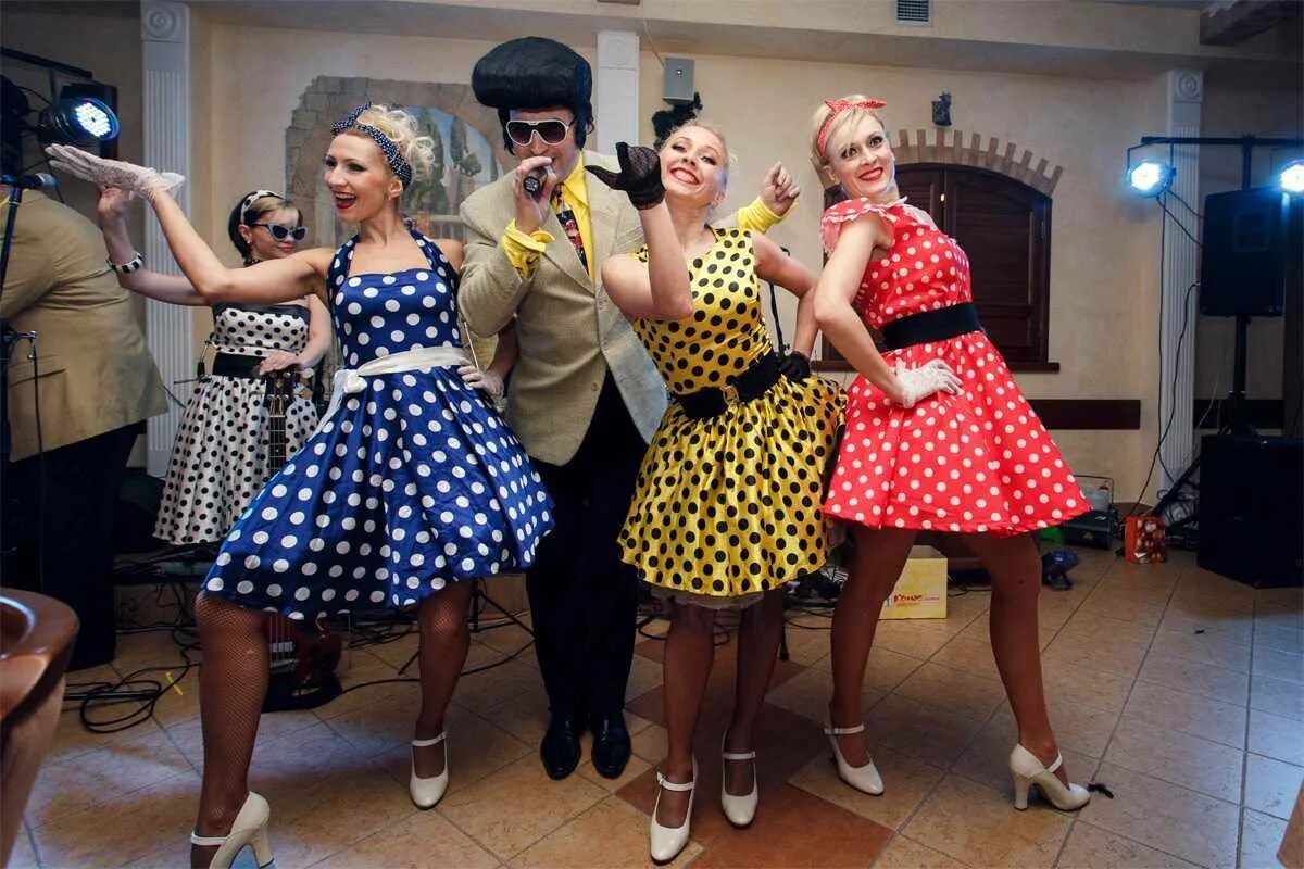 Платья 90 х годов на вечеринку фото Вечеринка в стиле 70 х годов: найдено 87 изображений