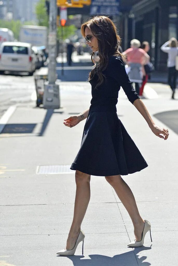 Платья без каблуков фото Victoria Beckham Photostream Street style chic, Fashion, Victoria beckham style