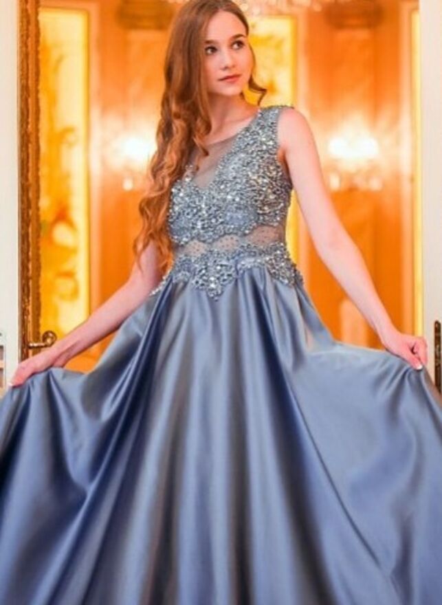 Платья брянск фото и цены АРЕНДА- Платье Атласное вечернее платье с вышивкой. Цена - 4000 р. за 3 дня Екат