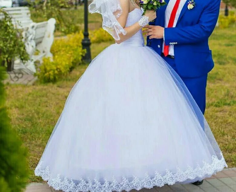 Платья брянск фото и цены Свадебное платье - купить в Брянске, цена 5 000 руб., продано 14 июля 2019 - Пла