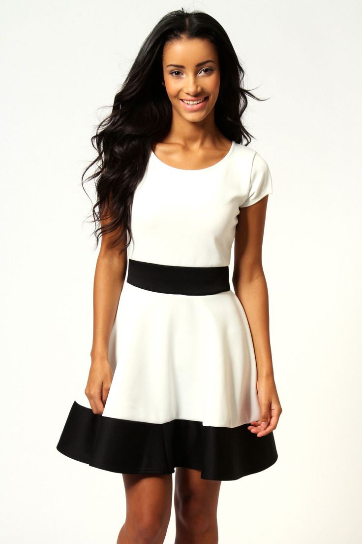 Платья черно белого цвета фото Claire Colour Block Skater Dress Long sleeve skater dress, Fashion, Vintage styl