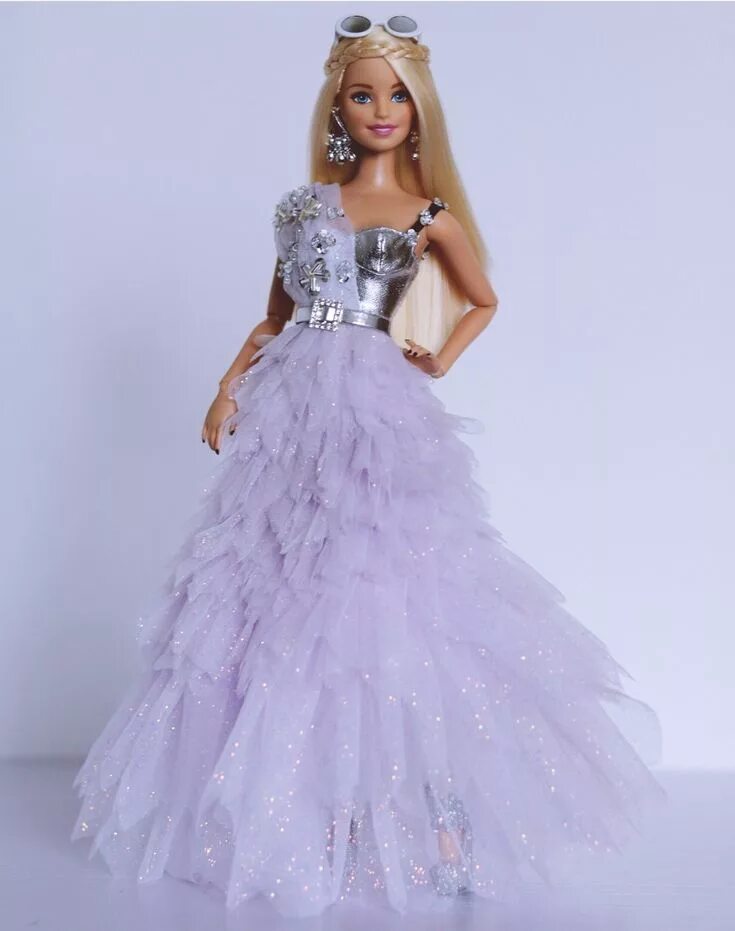 Платья для барби фото Barbie Dolls Made to move #1"お し ゃ れ ま と め の 人 気 ア イ デ ア ｜ Pinterest ｜ Olga Vasi