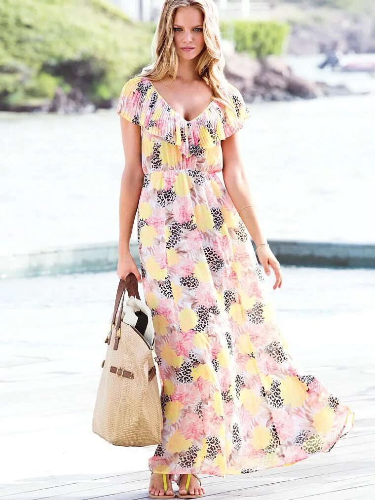 Платья для лета фото Ruffle V-Neck Dress - Victoria's Secret #Fashion-ivabellini + #Localfashion Длин