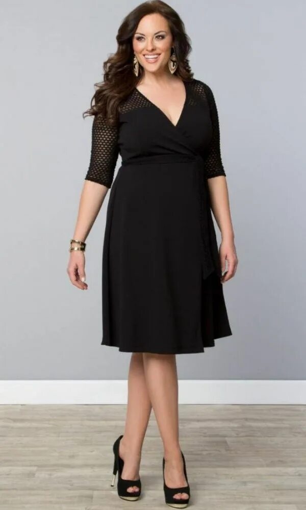 Платья для маленьких женщин фото Moda anti-idade: A elegância dos vestidos pretos ⋆ De Frente Para O Mar Plus siz