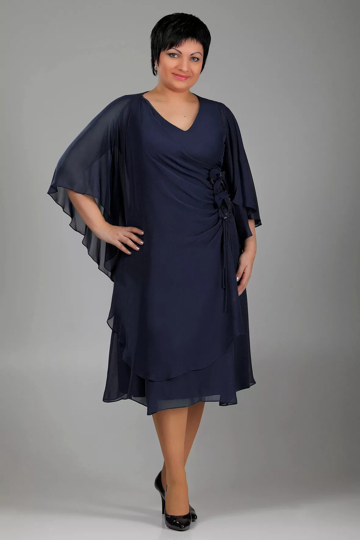 Платья для полных за 50 фото Нарядные платья для полных женщин знатная дама