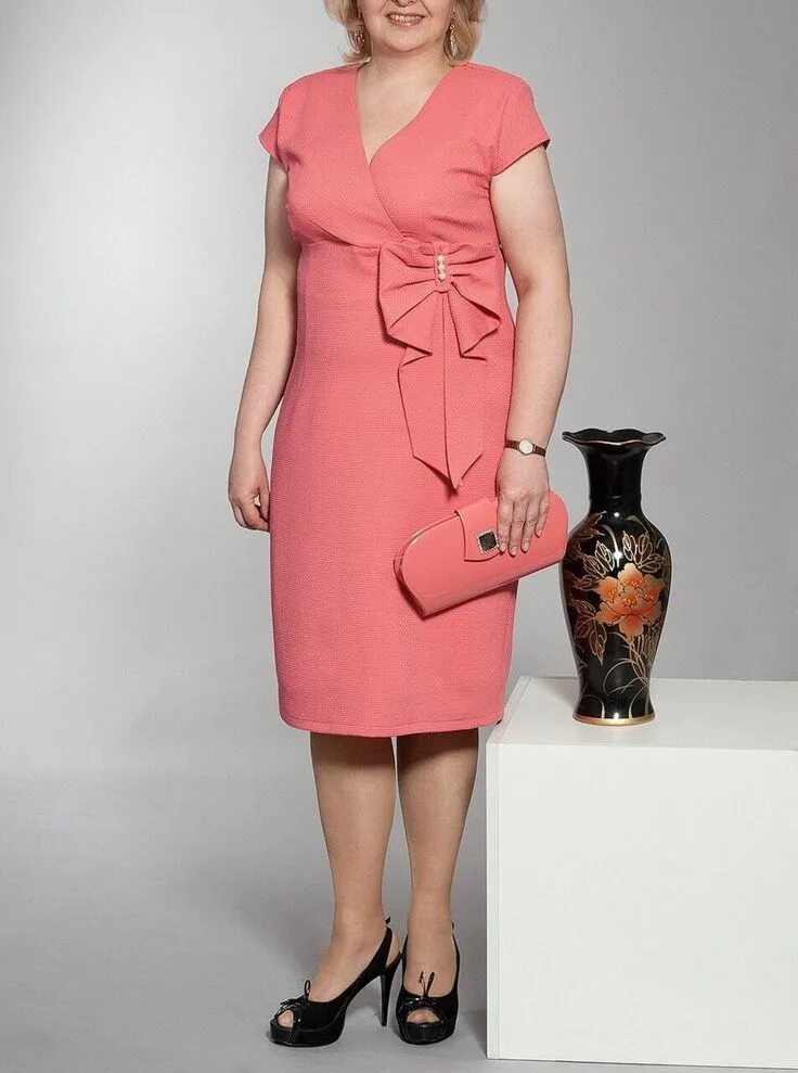 Платья для женщин 60 фото Épinglé sur Femme à 50 ans