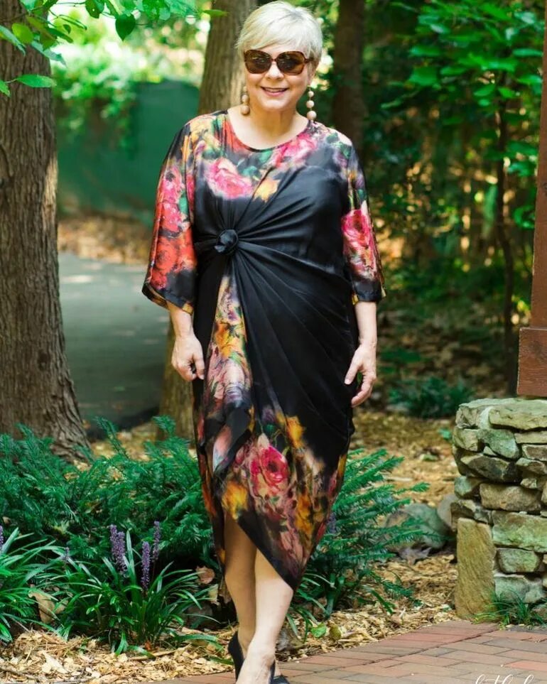 Платья для женщин после 60 фото Платья для полных женщин: 16 вариантов для дам 50 лет