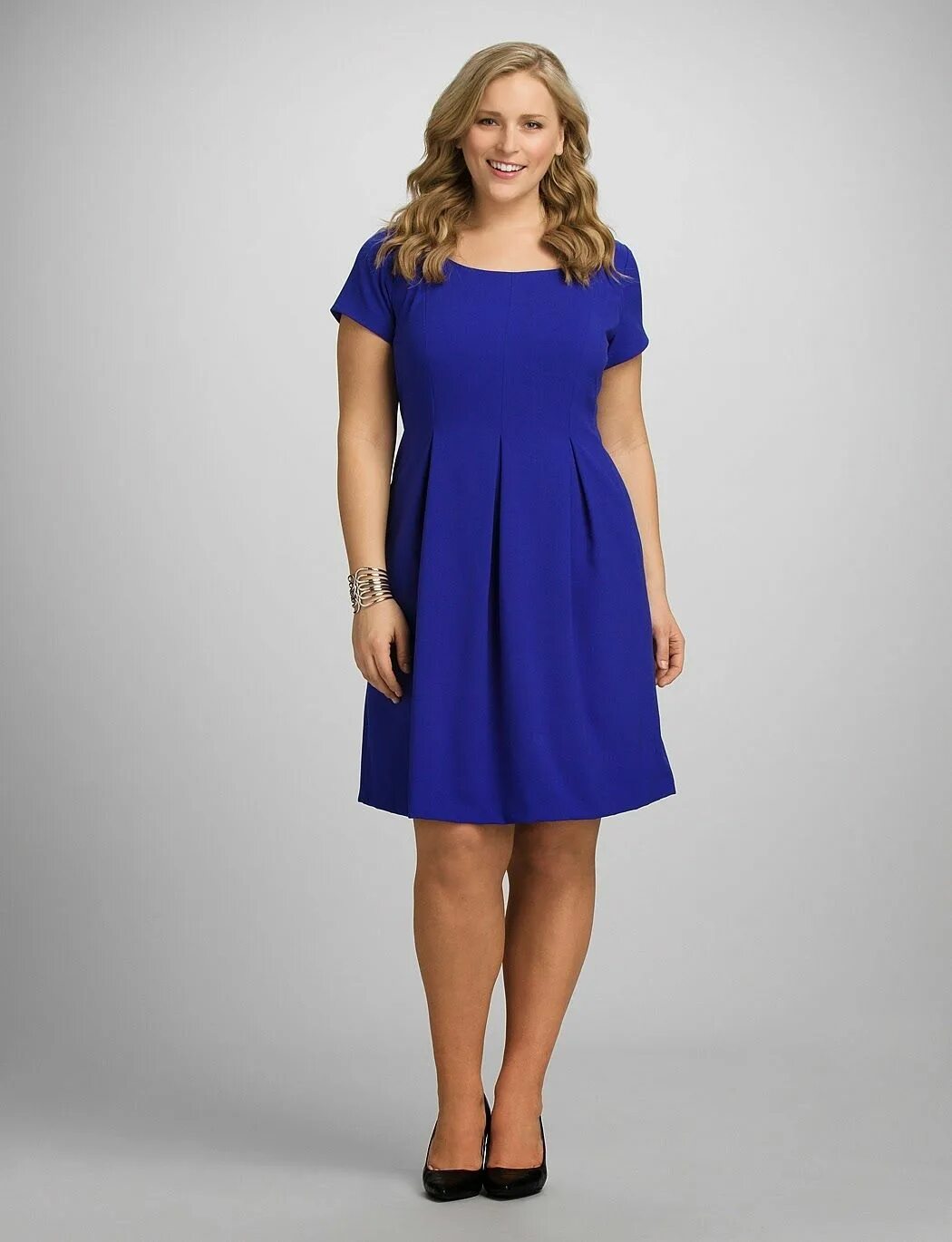 Платья для женщин яблоко фото Vestidos de fiesta elegantes para gorditas Lindos Vestidos Plus size outfits, Pl