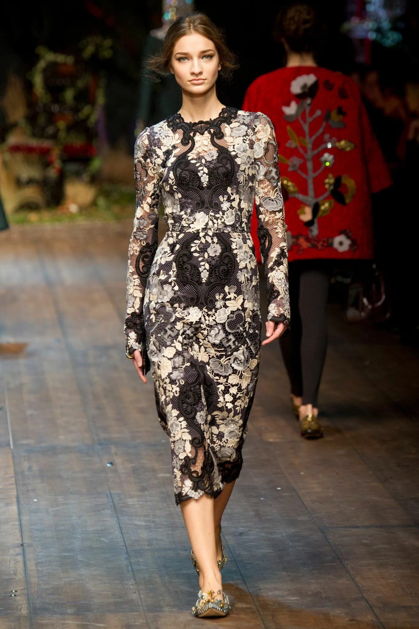 Платья дольче габбана фото Dolce & Gabbana Fall 2014 Ready-to-Wear Fashion Show Fashion, Runway fashion, Fa
