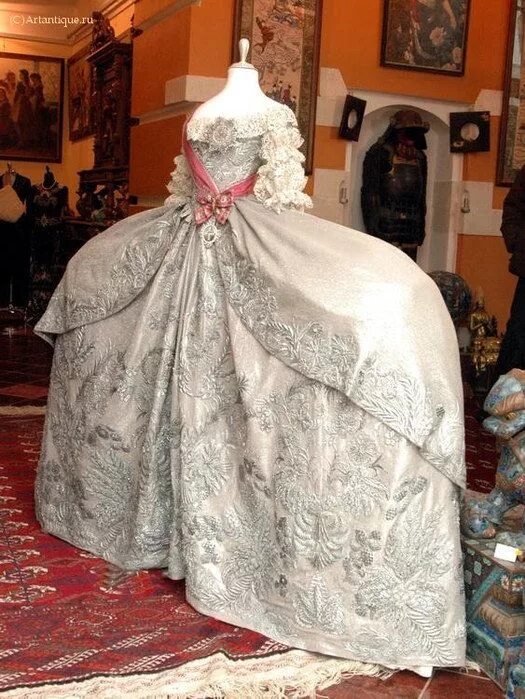Платья екатерины фото Пин от пользователя Shakko на доске Catherine the Great's clothing and accessory