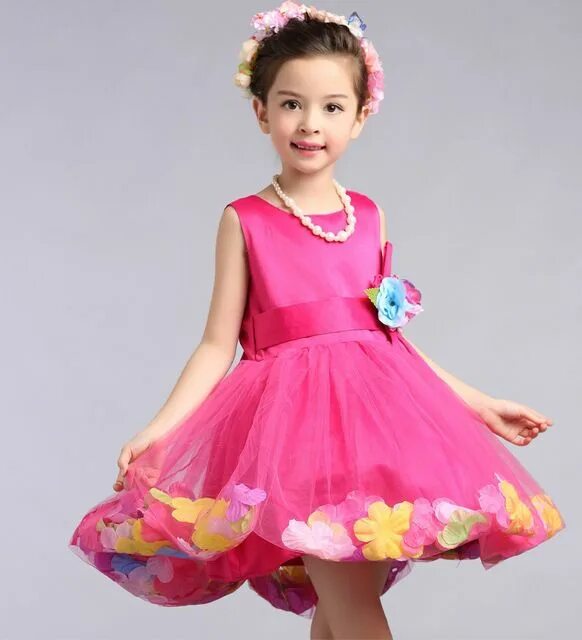 Платья фото 6 лет Pin de Leonie Rowe en Beautiful Dresses Moda para niñas, Moda, Niños