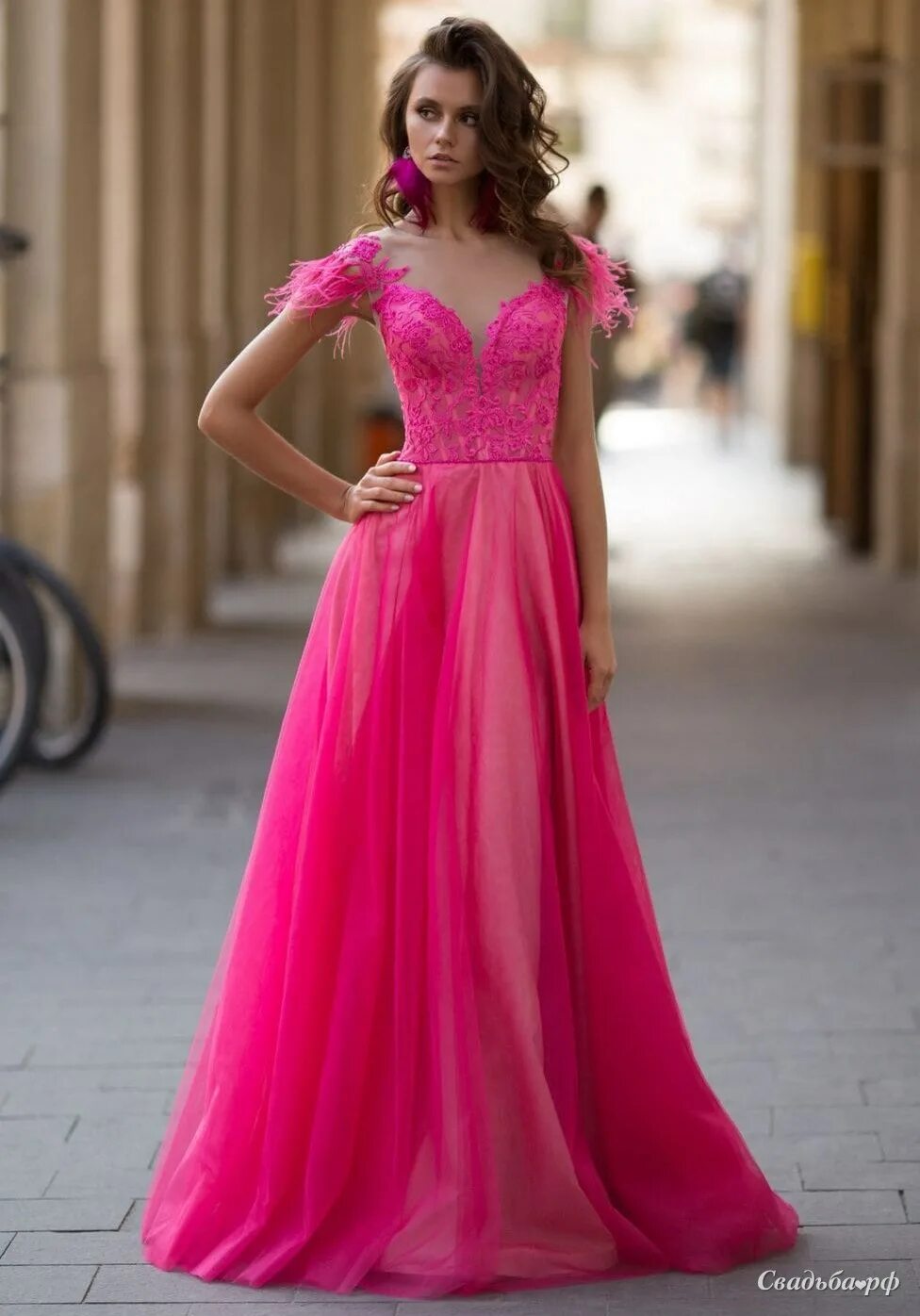 Платья фото бесплатно Купить вечернее платье Imelda-В68124 (Польша, Lorange, коллекция Extrano 2020, ц