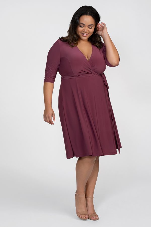 Платья фото для полных цена Essential Wrap Dress in 2019 Dresses, Fashion dresses, Plus size ivory dresses