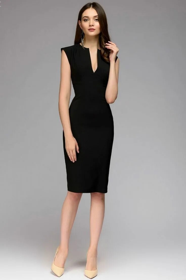 Платья футляр 2024 модные тенденции Черное платье футляр с глубоким декольте Black dress, Business dresses, Classy w