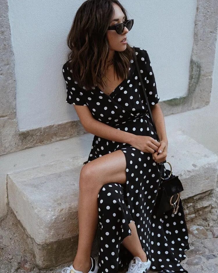 Платья горошками с чем одеть Pin on Grit & Grace Polka dots outfit, Fashion, Fashion outfits