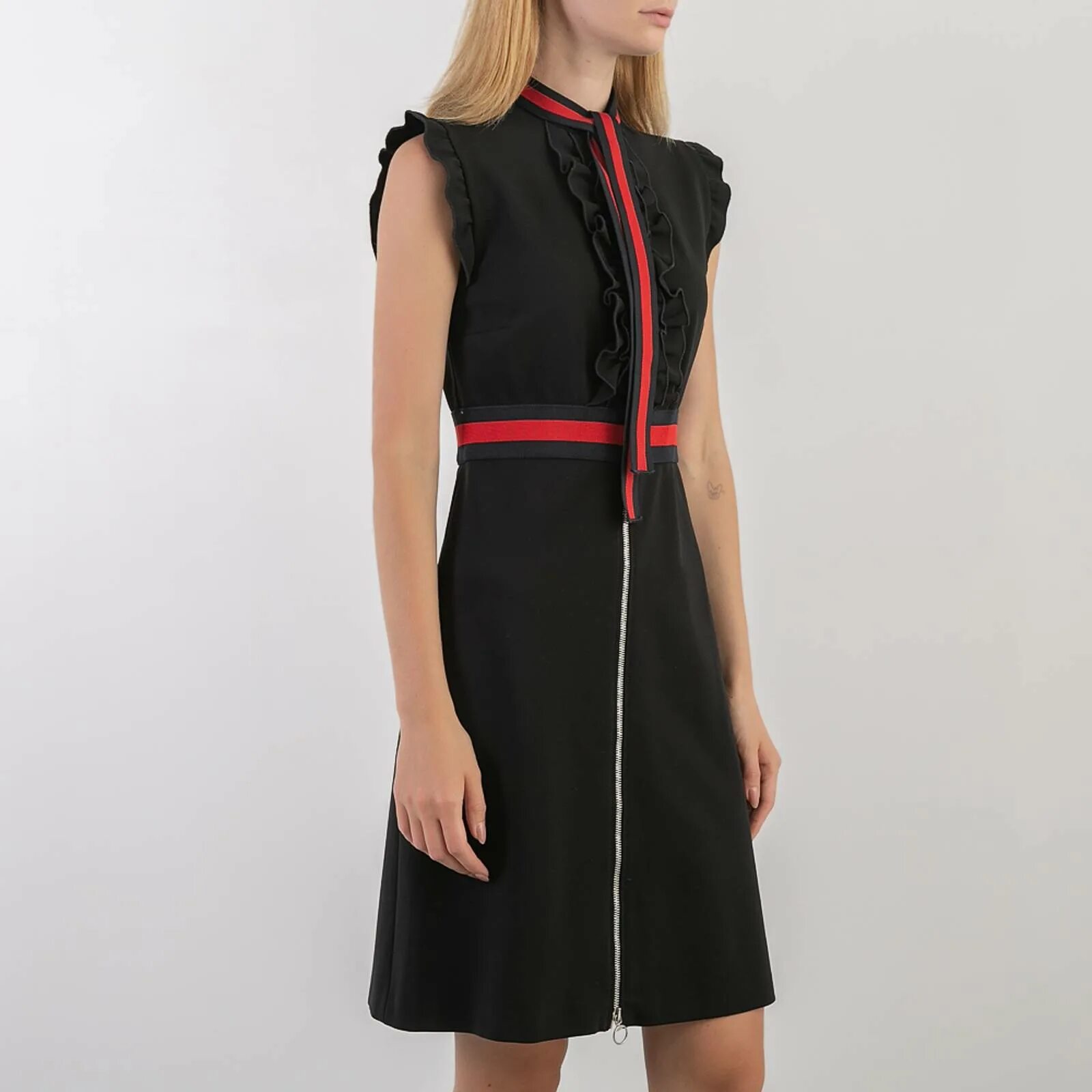 Платья гуччи фото Платье Gucci черное, - купить за 22980 ₽ SFS