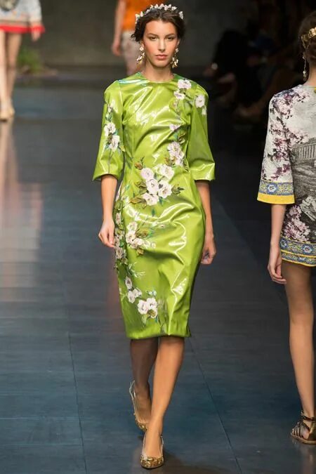 Платья из шелка 2024 модные тенденции Dolce and Gabbana Women - Designer Clothing - Farfetch Milano fashion week, Fash
