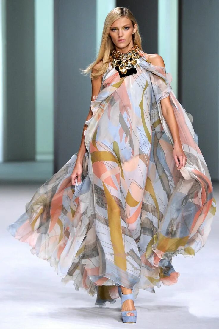 Платья из шелка 2024 модные тенденции Elie Saab Parigi - Spring Summer 2011 Ready-To-Wear - Shows - Vogue.it Elie saab