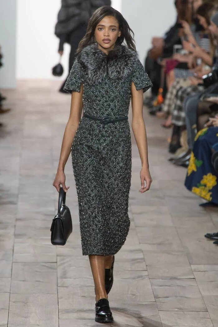 Платья из твида 2024 модные тенденции 100 ЛУЧШИХ новинок: Модные платья 2017-2018 года: тренды сезона Модные платья, О