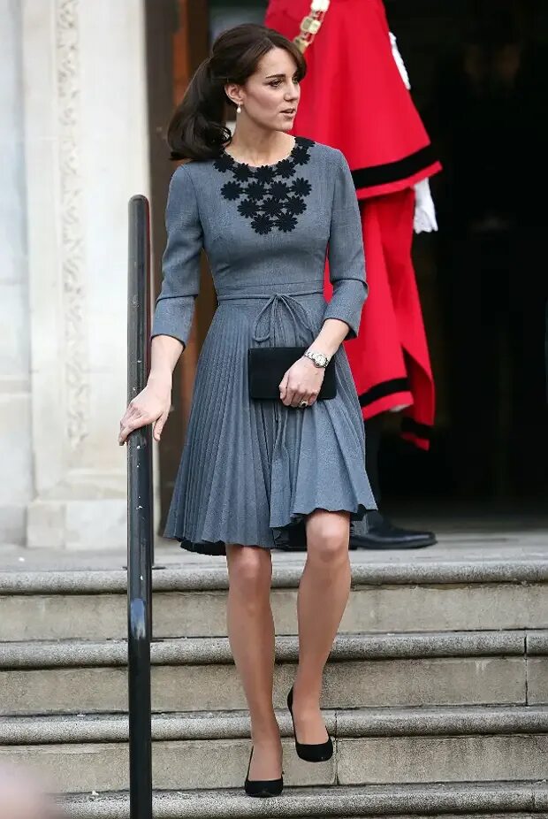 Платья кейт миддлтон фото Кейт Миддлтон. 8 правил элегантности - Секреты стиля - Медиаплатформа МирТесен