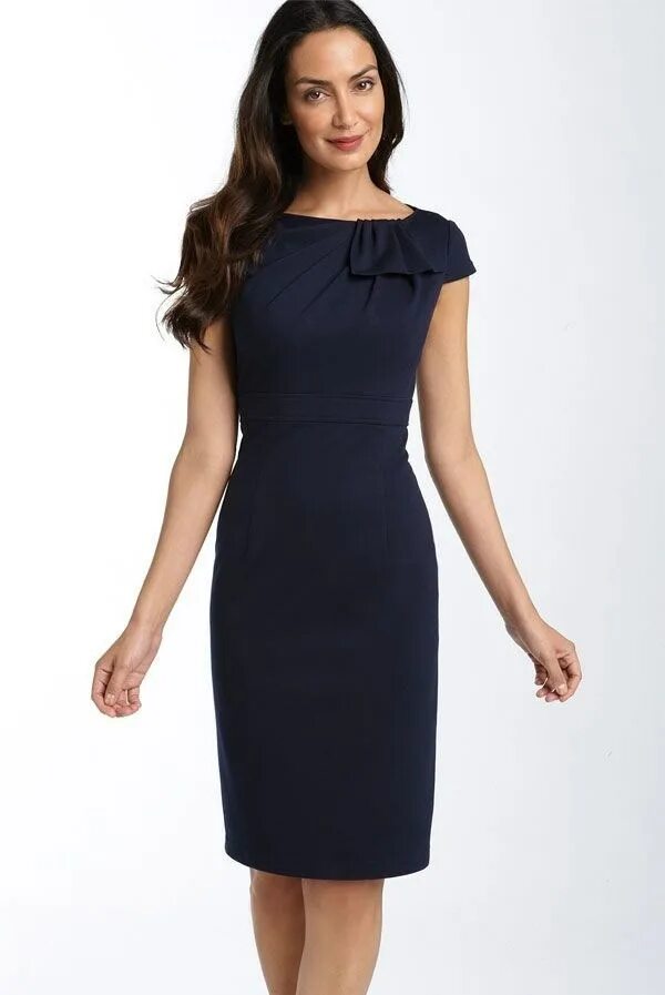 Платья классика фото Деловой стиль одежды для женщин в 2020-2021: фото, тренды для настоящих бизнес л