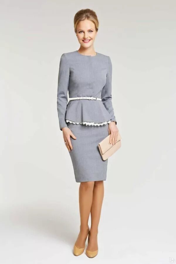 Платья костюмы женские фото Пин от пользователя Екатерина Елькина на доске платья Женский деловой костюм, Же