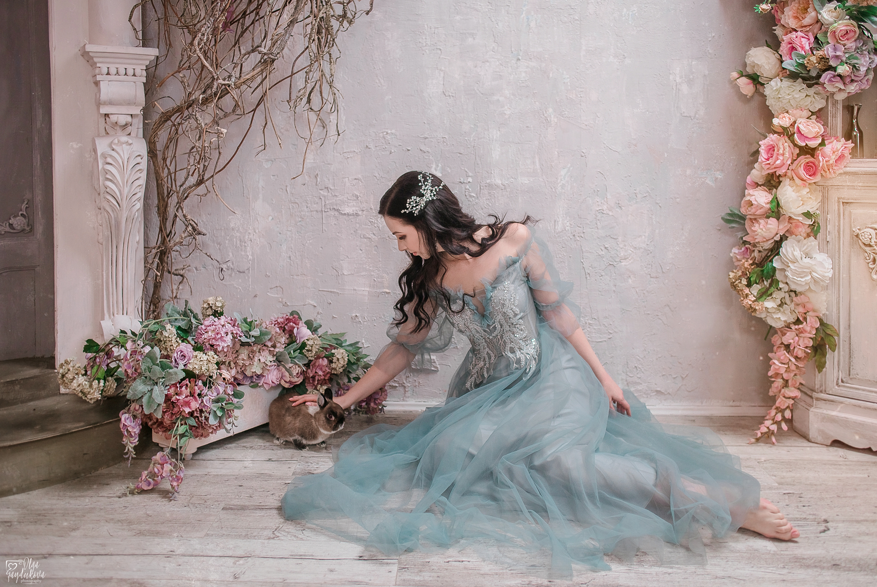 Платья краснодар фото Студия проката платьев в Краснодаре History Dress