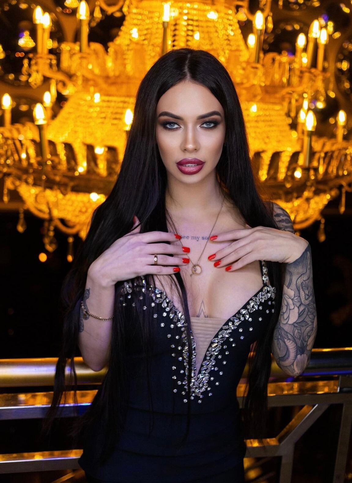 Платья краснодар купить фото и цены Фото: Koroleva. dress, магазин одежды, Российская ул., 72/1к1, Краснодар - Яндек